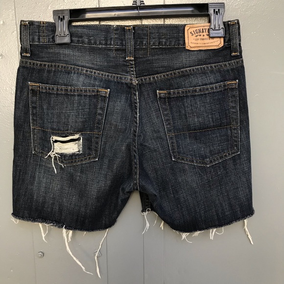 DIY distressed Levi jean shorts sz 29 - Picture 4 of 6